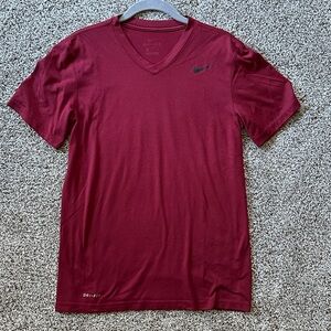 Nike Men’s Dri-Fit Short Sleeve V-neck T-shirt